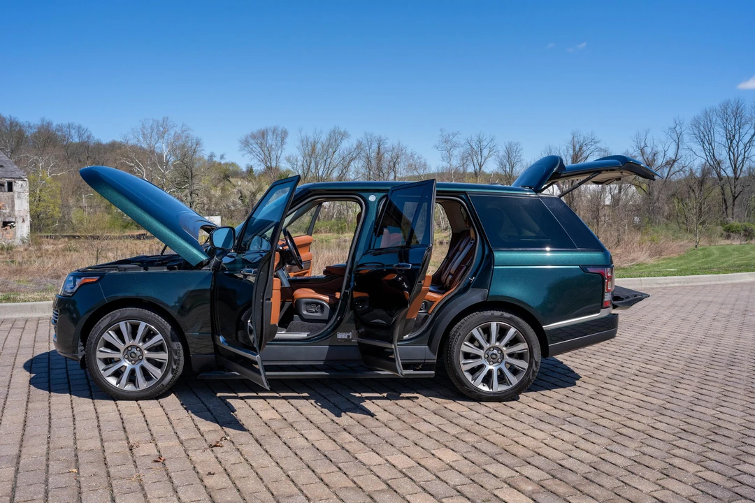 2014 Land Rover Range Rover L405 - Image 11 of 31