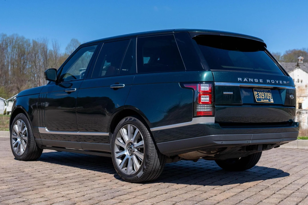 2014 Land Rover Range Rover L405 - Image 4 of 31