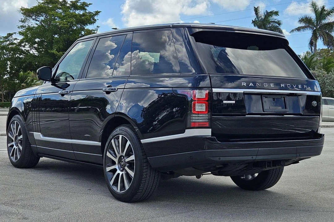 2014 Land Rover Range Rover L405 - Image 4 of 31