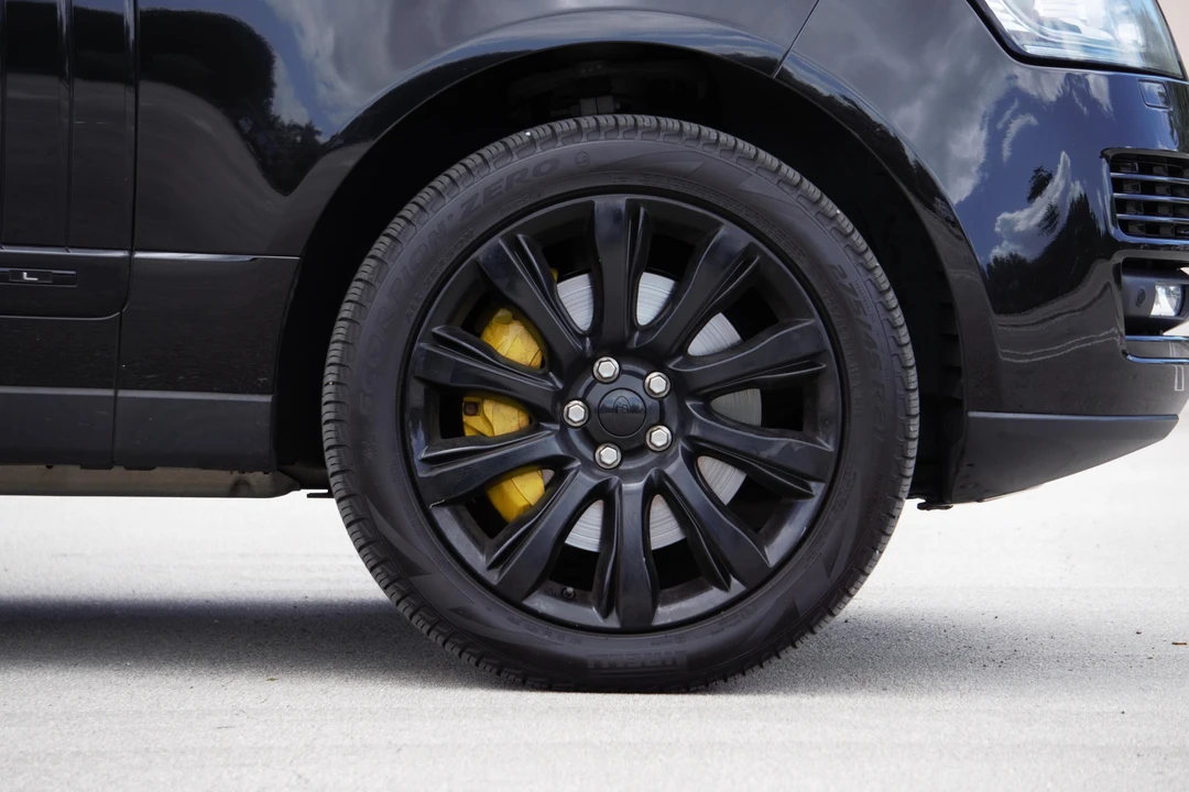 2014 Land Rover Range Rover L405 - Image 18 of 31