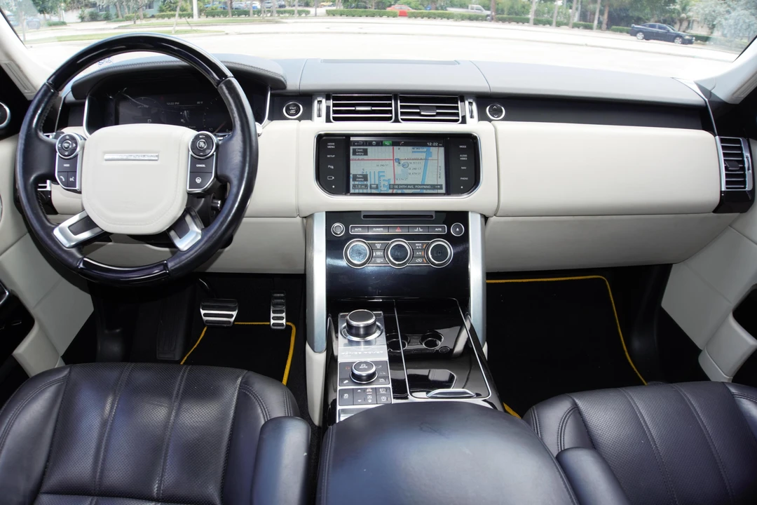 2014 Land Rover Range Rover L405 - Image 19 of 31