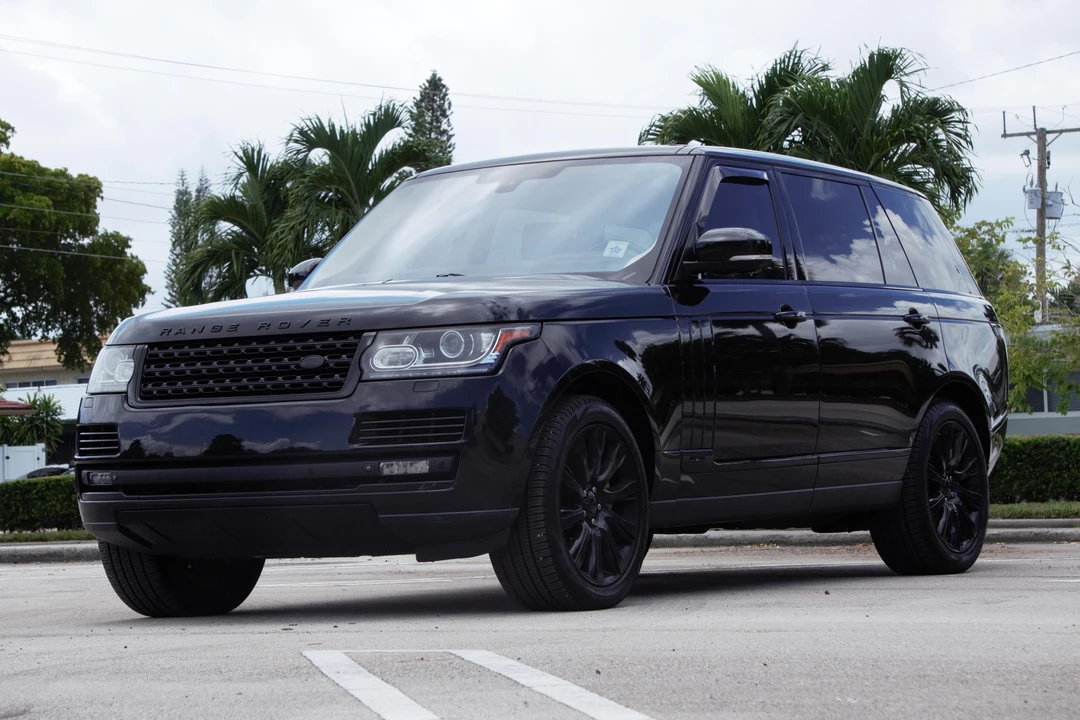 2014 Land Rover Range Rover L405 - Image 6 of 31