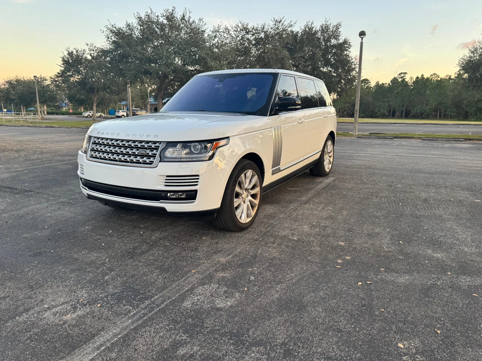 2014 Land Rover Range Rover L405 - Image 13 of 31