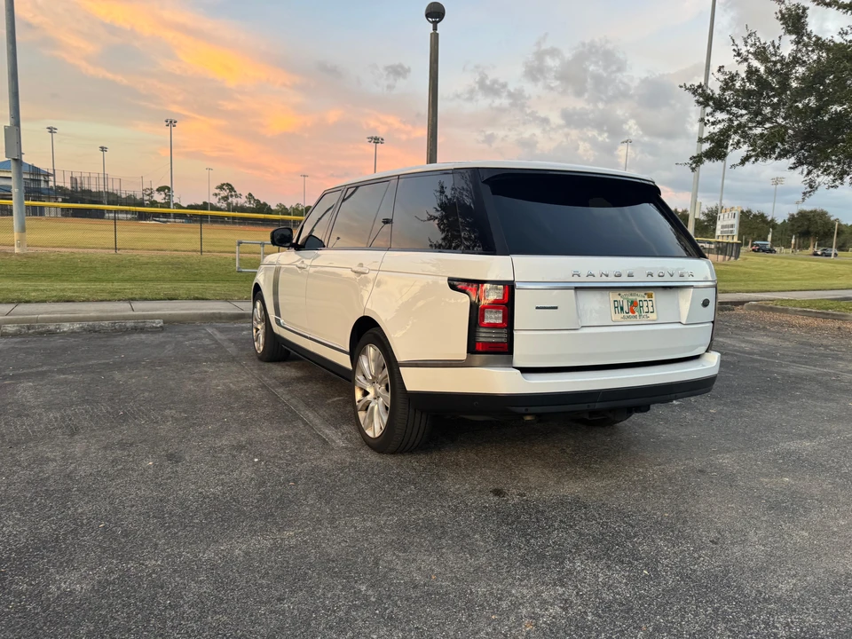2014 Land Rover Range Rover L405 - Image 25 of 31