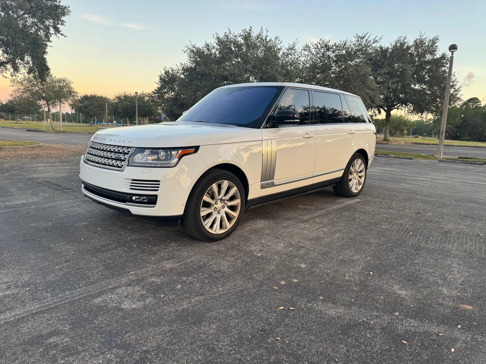2014 Land Rover Range Rover L405 - Image 14 of 31