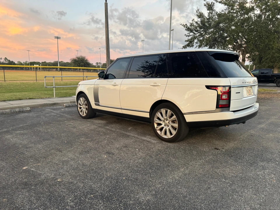 2014 Land Rover Range Rover L405 - Image 23 of 31
