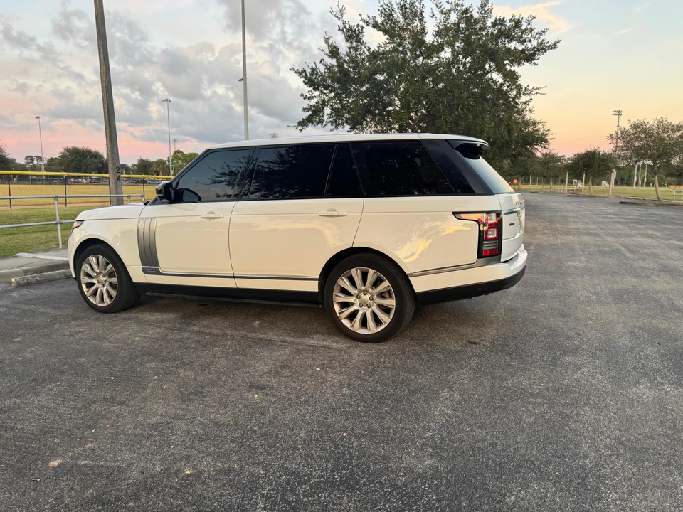 2014 Land Rover Range Rover L405 - Image 22 of 31