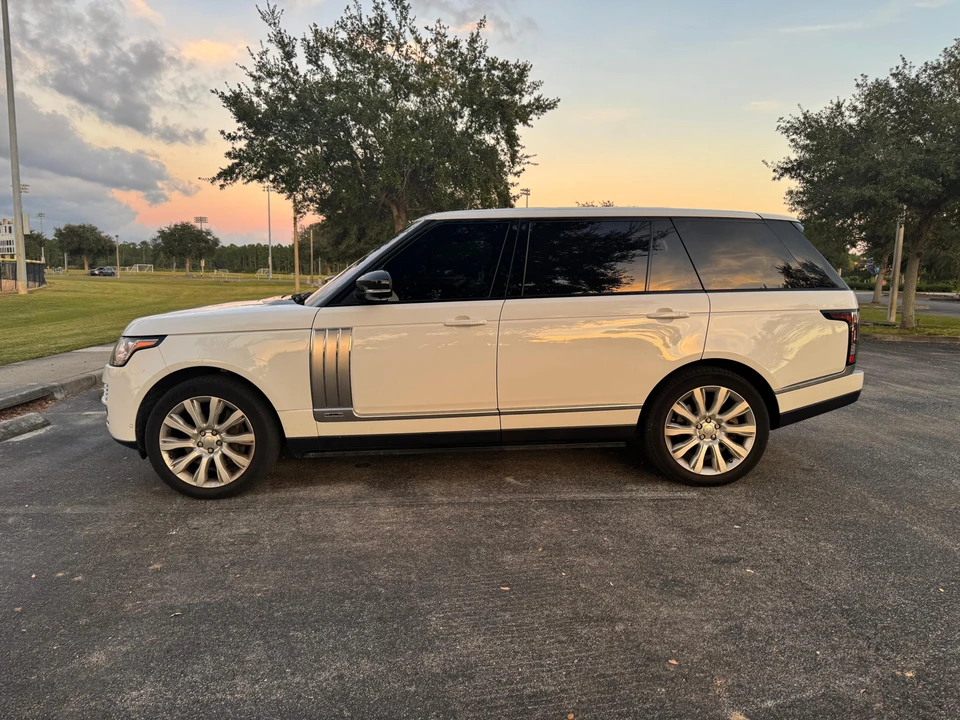 2014 Land Rover Range Rover L405 - Image 20 of 31