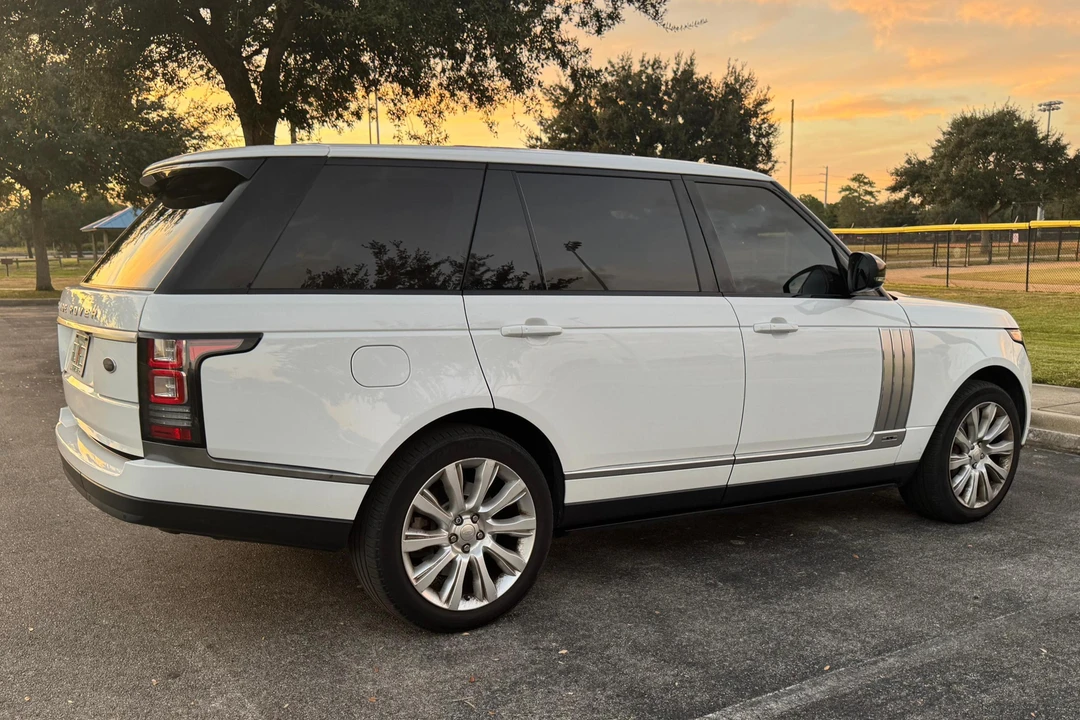2014 Land Rover Range Rover L405 - Image 4 of 31