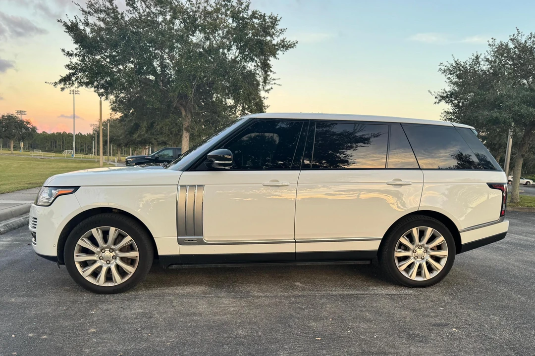 2014 Land Rover Range Rover L405 - Image 3 of 31
