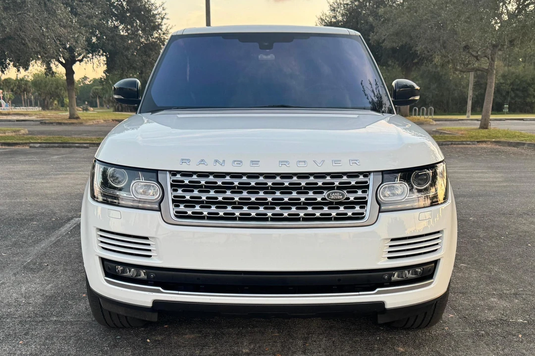 2014 Land Rover Range Rover L405 - Image 2 of 31
