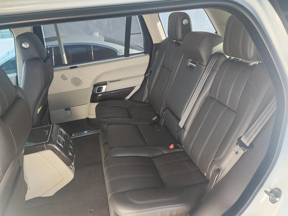 2014 Land Rover Range Rover L405 - Image 30 of 31