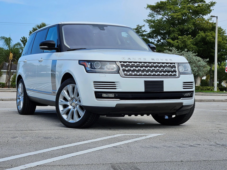 2014 Land Rover Range Rover L405 - Image 9 of 31