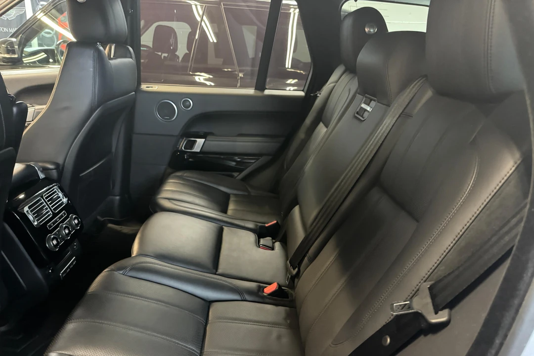 2014 Land Rover Range Rover L405 - Image 21 of 31