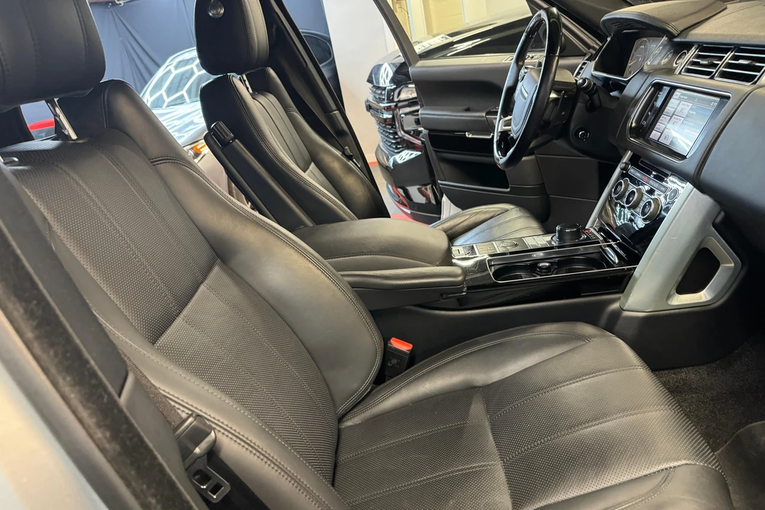 2014 Land Rover Range Rover L405 - Image 20 of 31