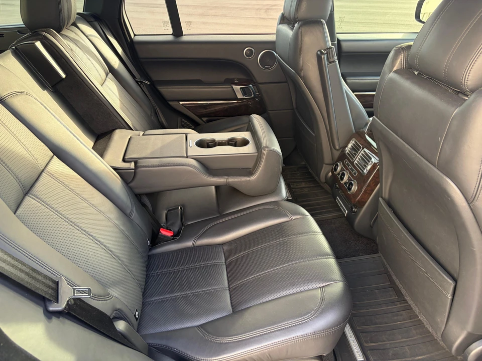 2014 Land Rover Range Rover L405 - Image 28 of 31