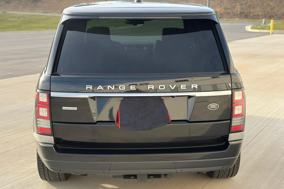 2014 Land Rover Range Rover L405 - Image 5 of 31