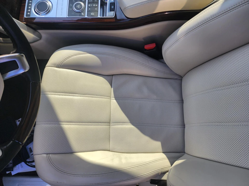 2014 Land Rover Range Rover L405 - Image 28 of 31