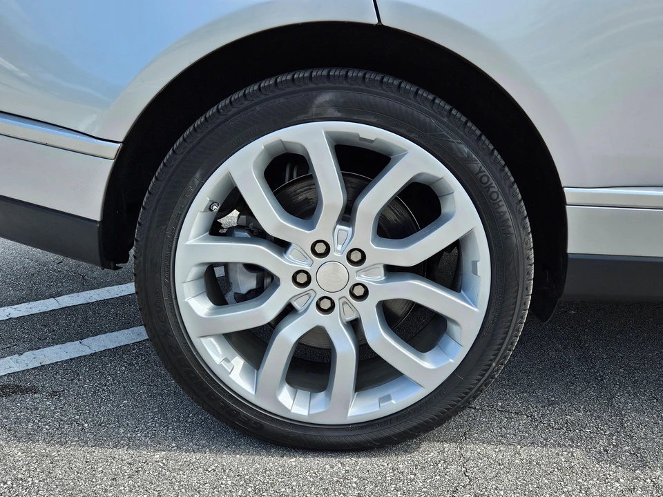 2014 Land Rover Range Rover L405 - Image 18 of 31