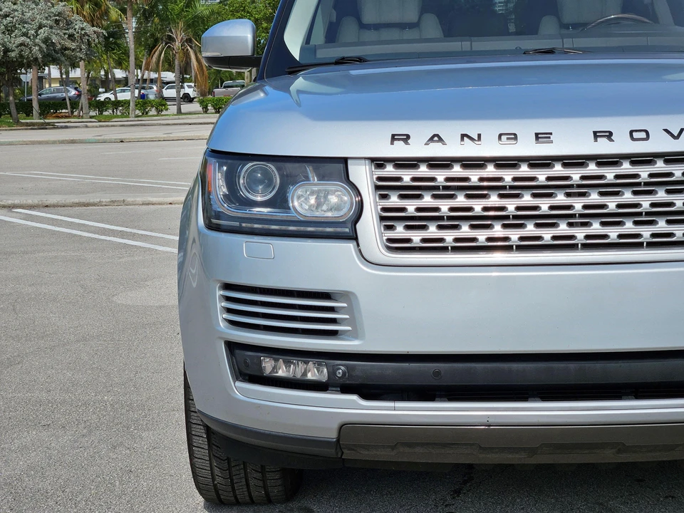 2014 Land Rover Range Rover L405 - Image 11 of 31