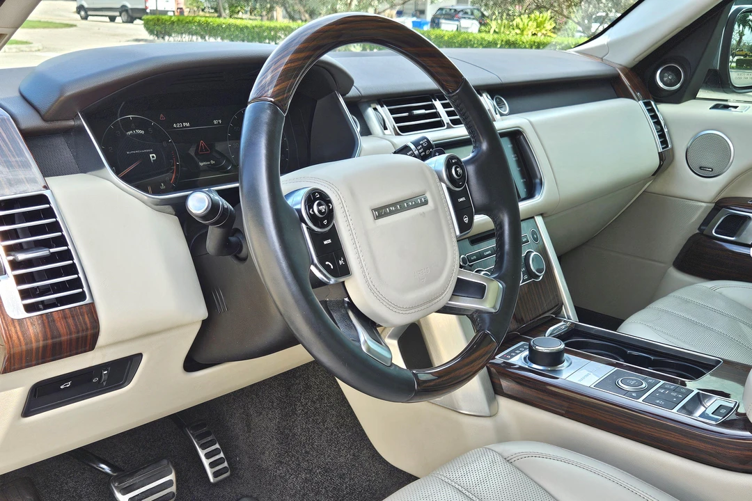 2014 Land Rover Range Rover L405 - Image 20 of 31
