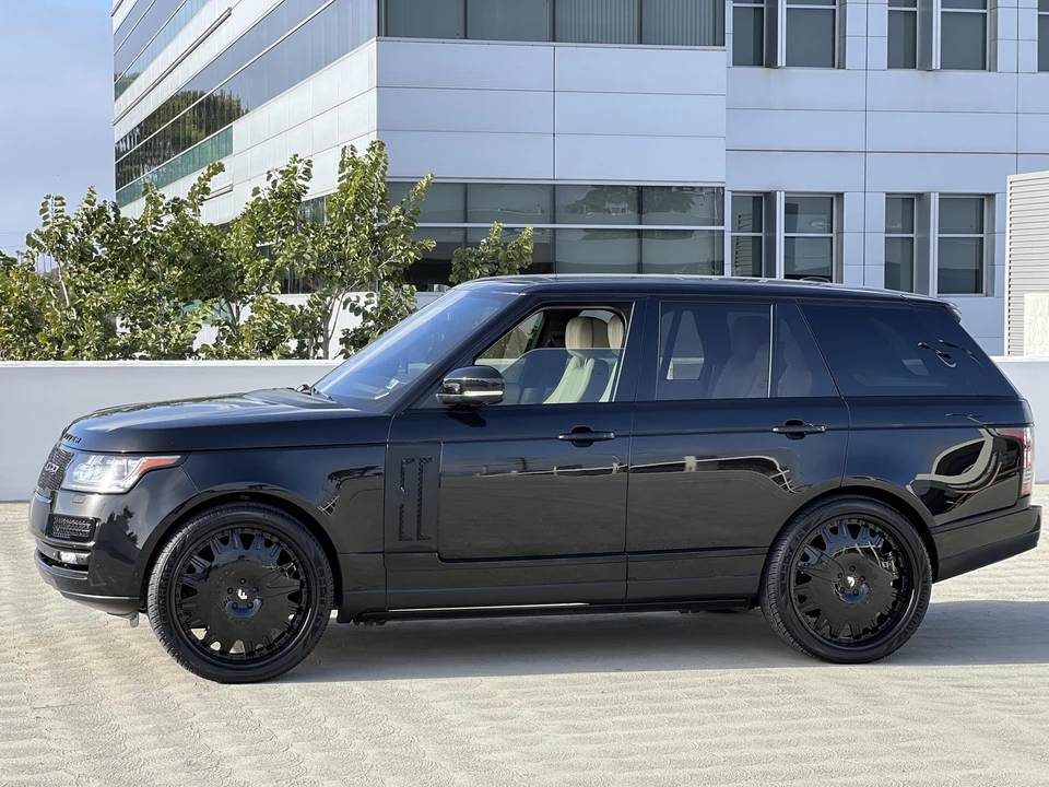 2014 Land Rover Range Rover L405 - Image 9 of 31