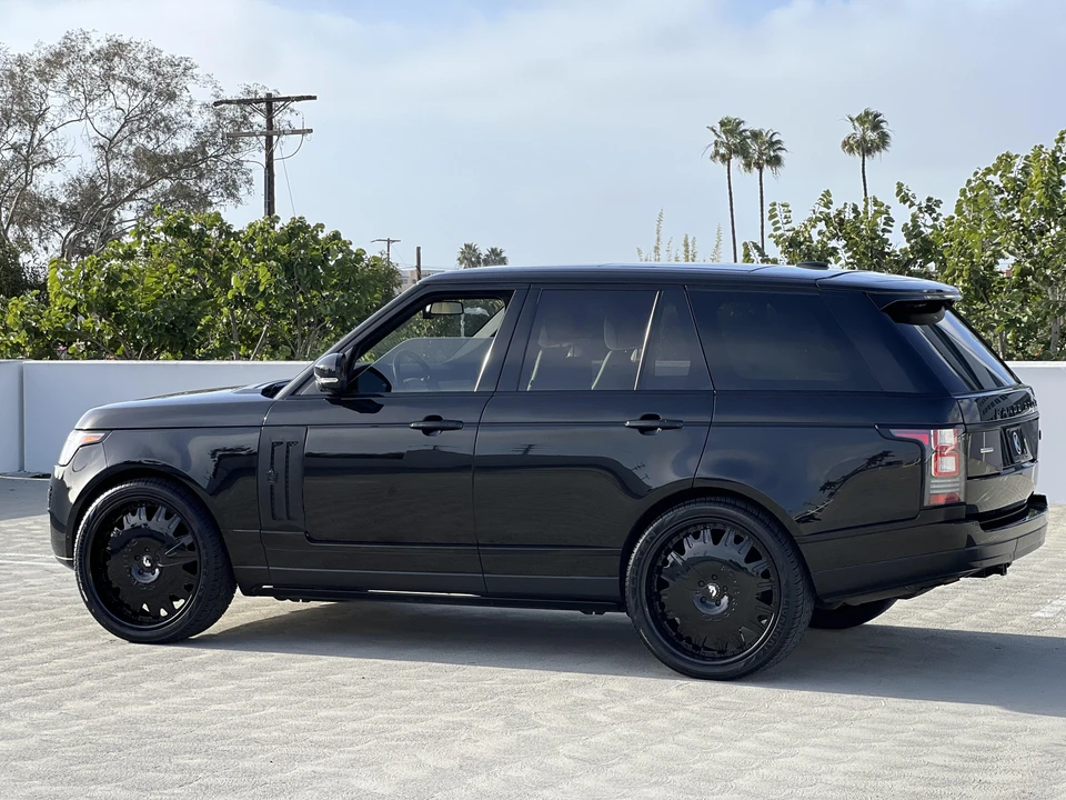 2014 Land Rover Range Rover L405 - Image 11 of 31