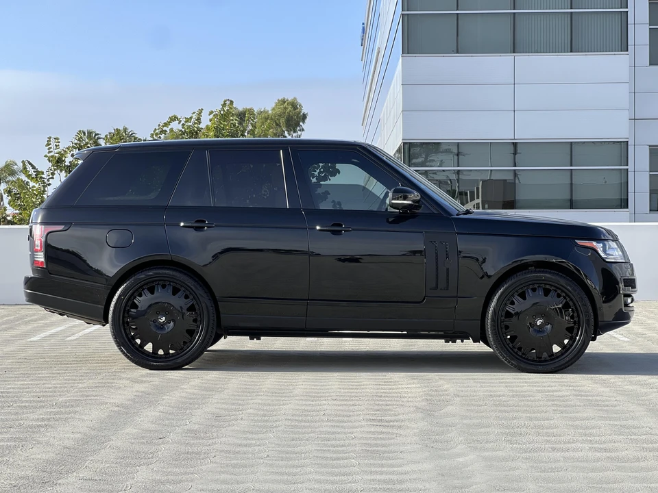 2014 Land Rover Range Rover L405 - Image 18 of 31