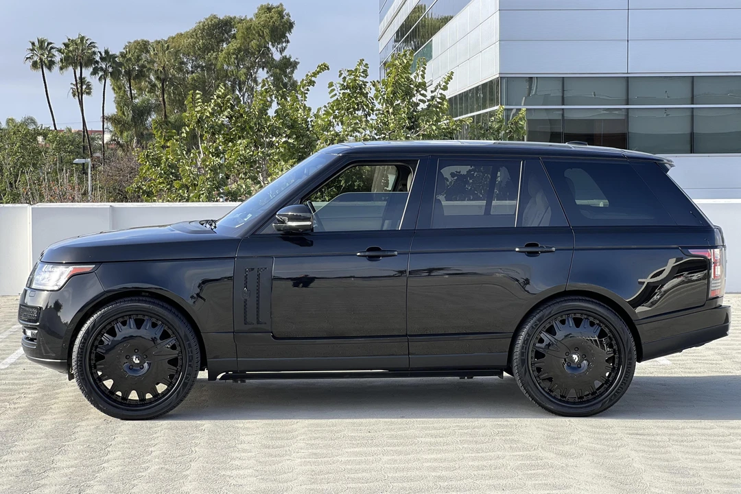2014 Land Rover Range Rover L405 - Image 3 of 31