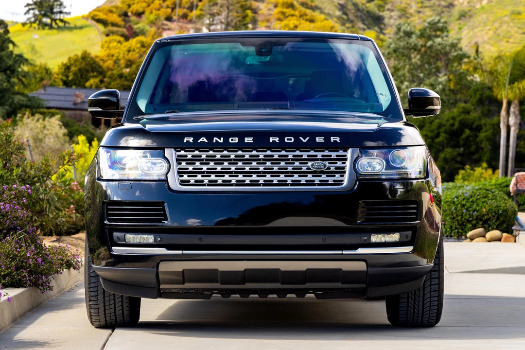 2014 Land Rover Range Rover L405 - Image 2 of 31