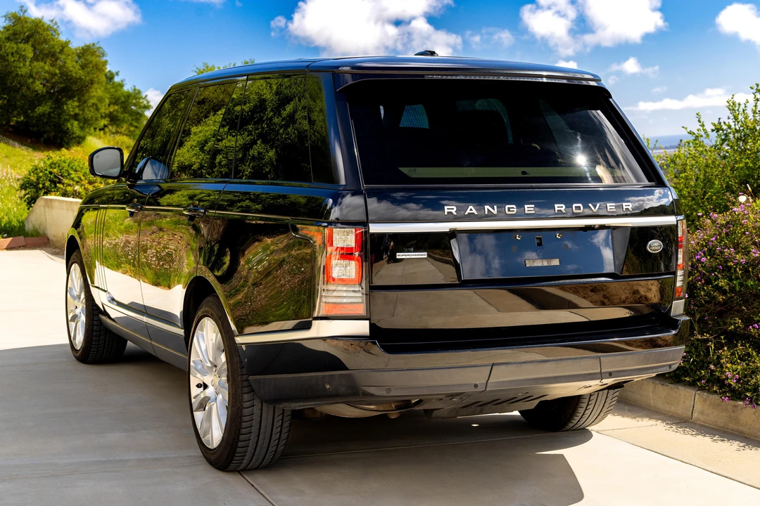 2014 Land Rover Range Rover L405 - Image 11 of 31