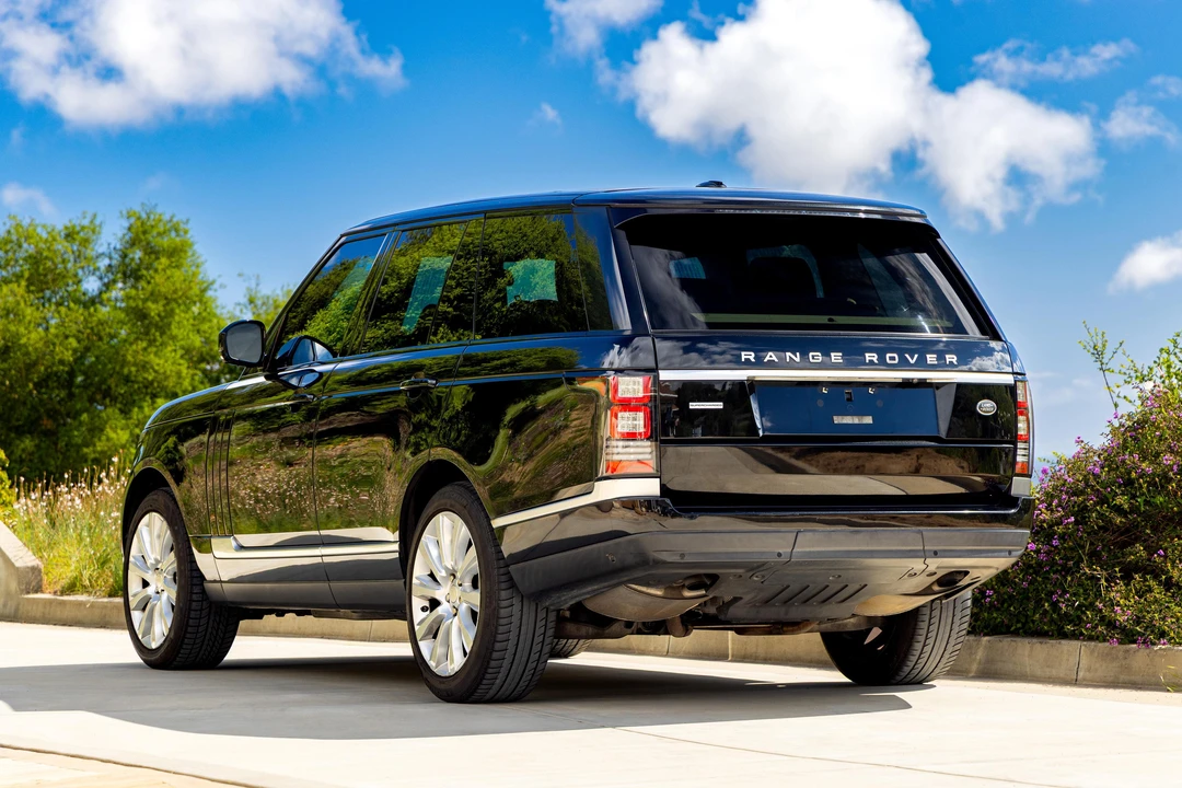 2014 Land Rover Range Rover L405 - Image 9 of 31