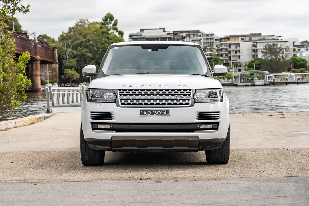 2014 Land Rover Range Rover L405 - Image 11 of 31