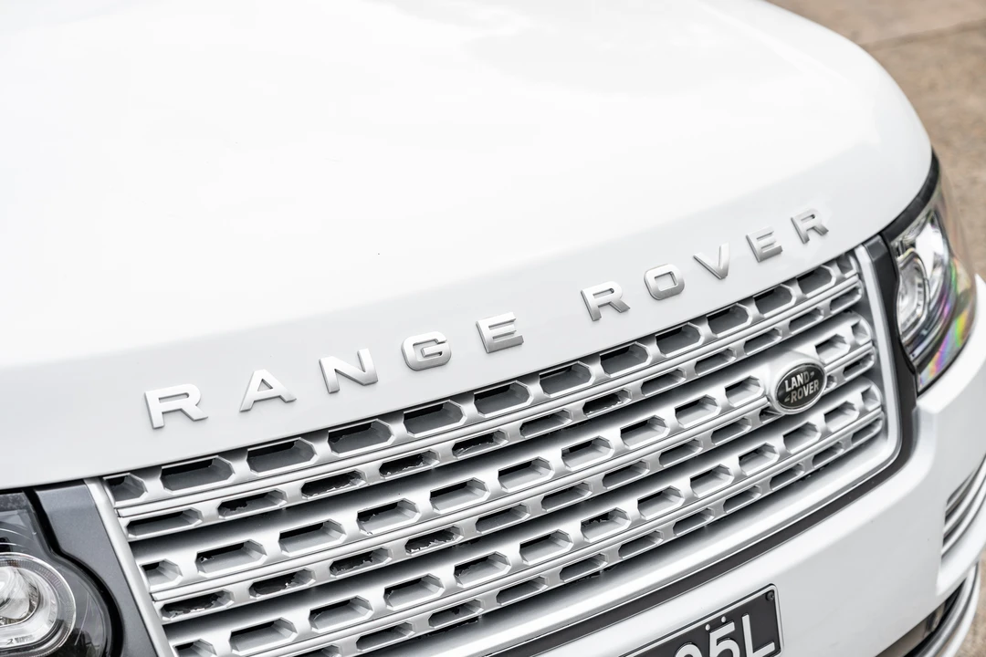 2014 Land Rover Range Rover L405 - Image 25 of 31