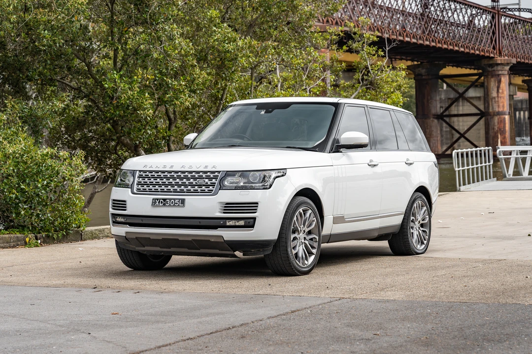 2014 Land Rover Range Rover L405 - Image 12 of 31