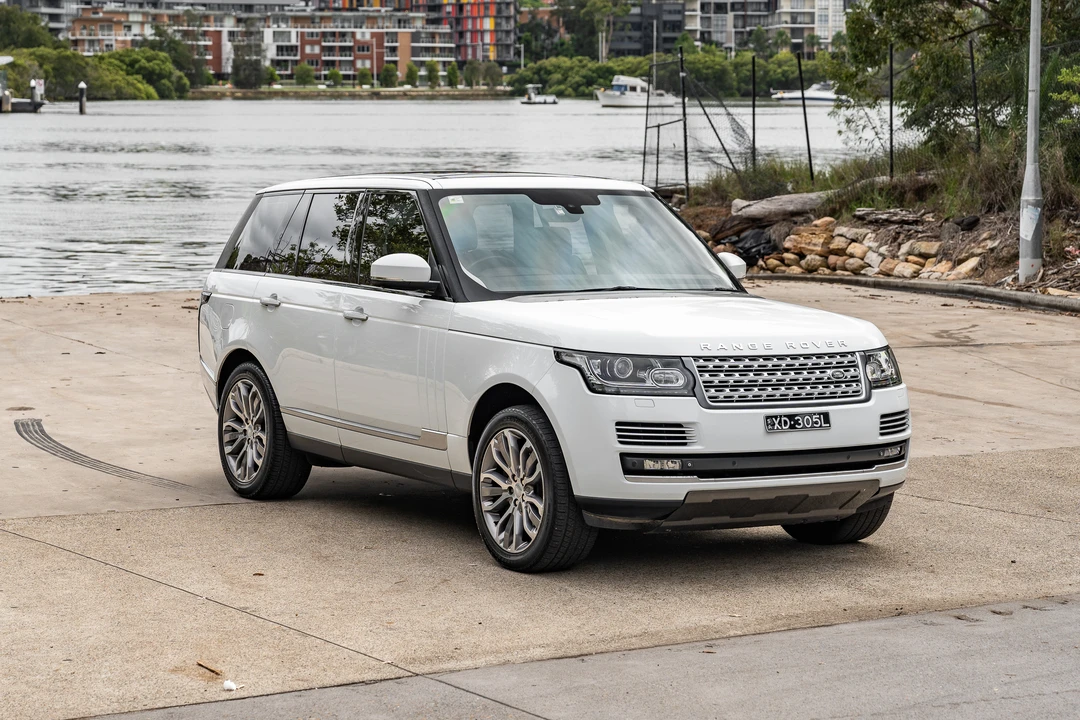 2014 Land Rover Range Rover L405 - Image 18 of 31