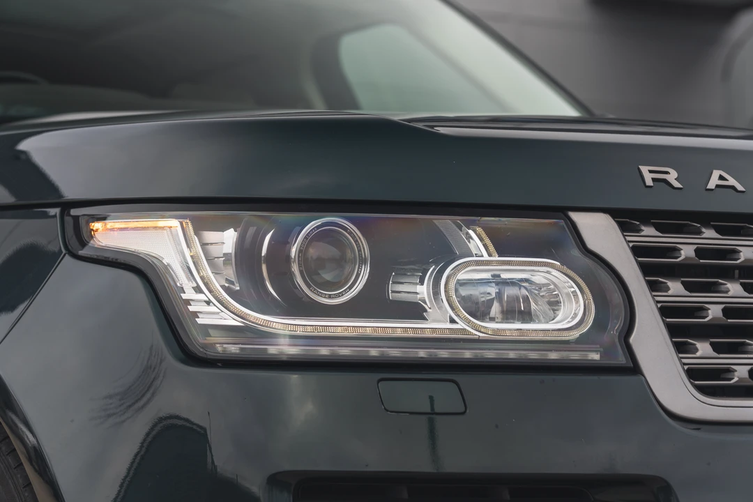 2014 Land Rover Range Rover L405 - Image 16 of 31