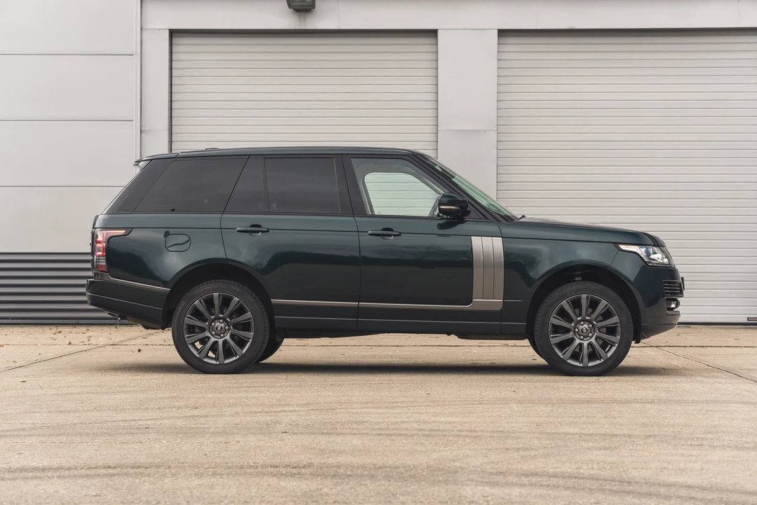 2014 Land Rover Range Rover L405 - Image 9 of 31