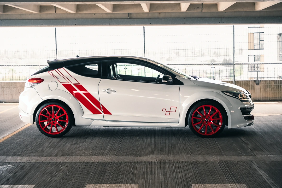 2015 Renault Megane RS II 3rd Gen - Image 12 of 31