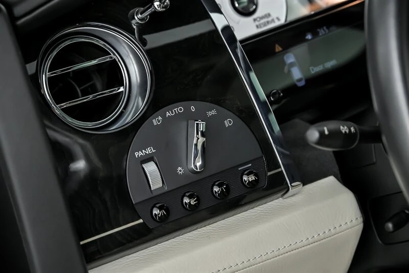 2014 Rolls-Royce - Image 27 of 31