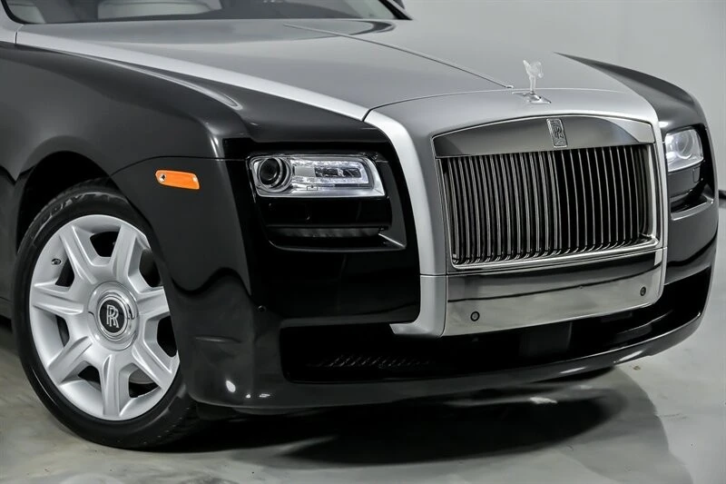2014 Rolls-Royce - Image 3 of 31