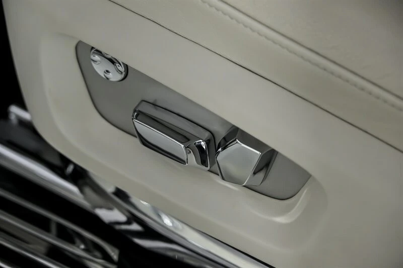 2014 Rolls-Royce - Image 28 of 31