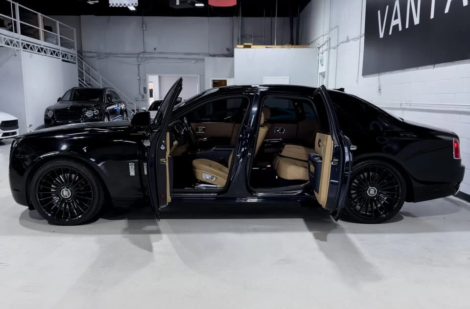 2014 Rolls-Royce Ghost 1st Gen - Image 15 of 20