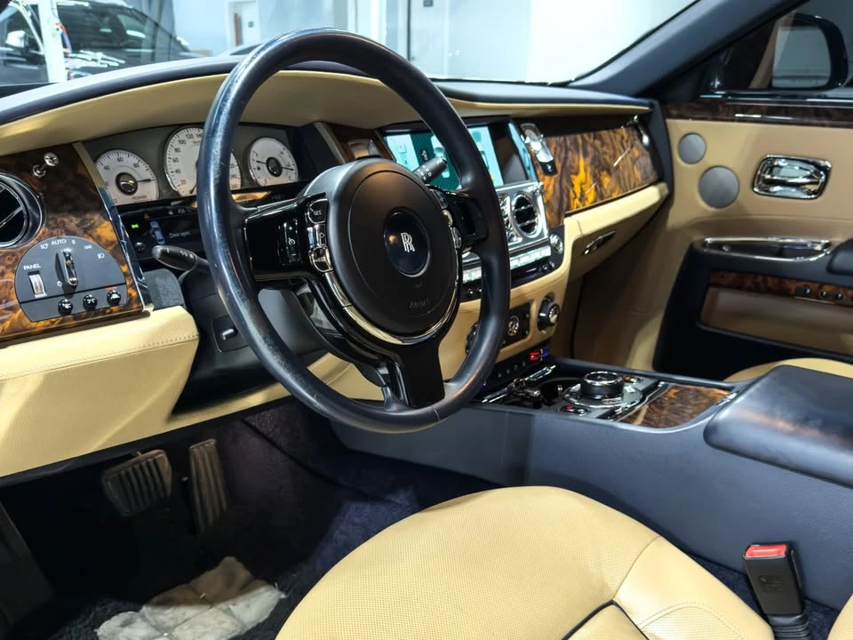 2014 Rolls-Royce Ghost 1st Gen - Image 17 of 20