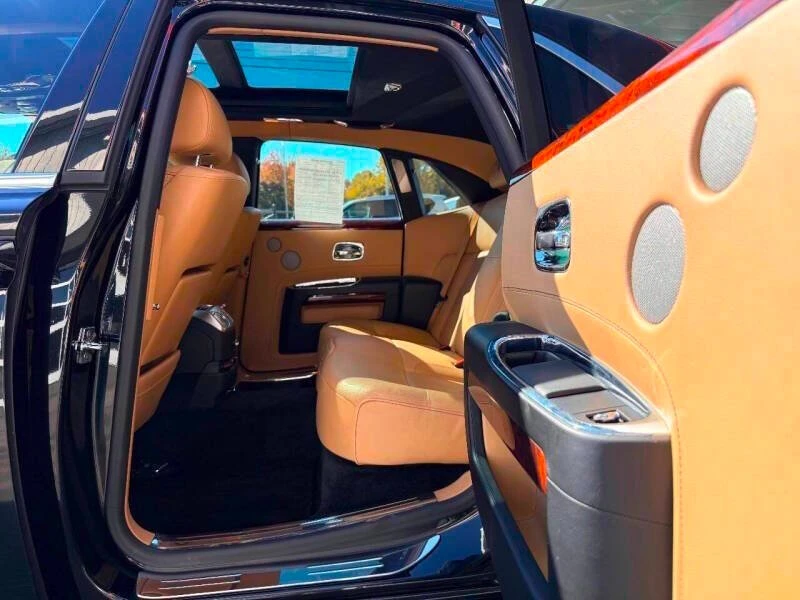 2014 Rolls-Royce Ghost 1st Gen - Image 14 of 17