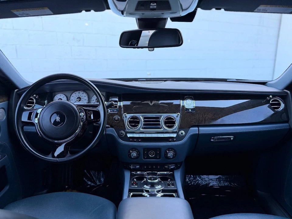 2014 Rolls-Royce Ghost 1st Gen - Image 15 of 21