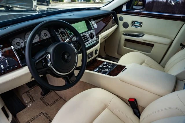 2014 Rolls-Royce Ghost 1st Gen - Image 14 of 31