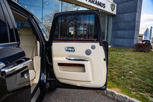 2014 Rolls-Royce Ghost 1st Gen - Image 13 of 31