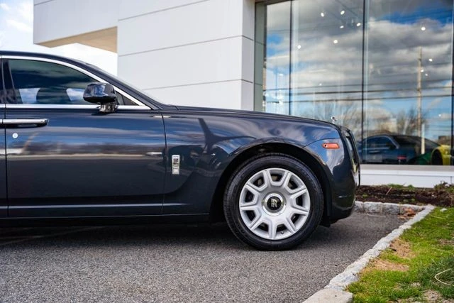 2014 Rolls-Royce Ghost 1st Gen - Image 18 of 31