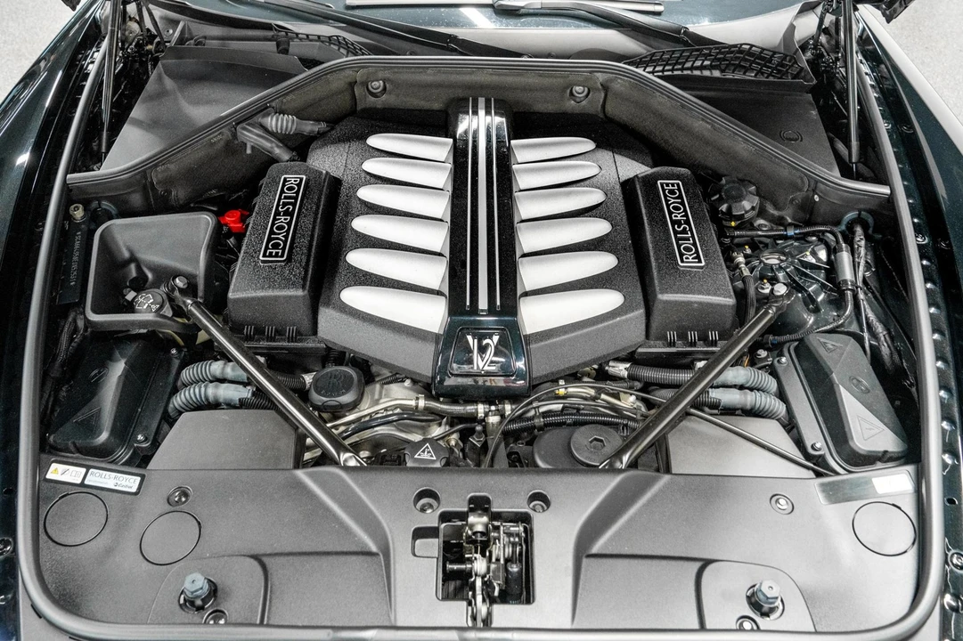 2014 Rolls-Royce Ghost 1st Gen - Image 11 of 21